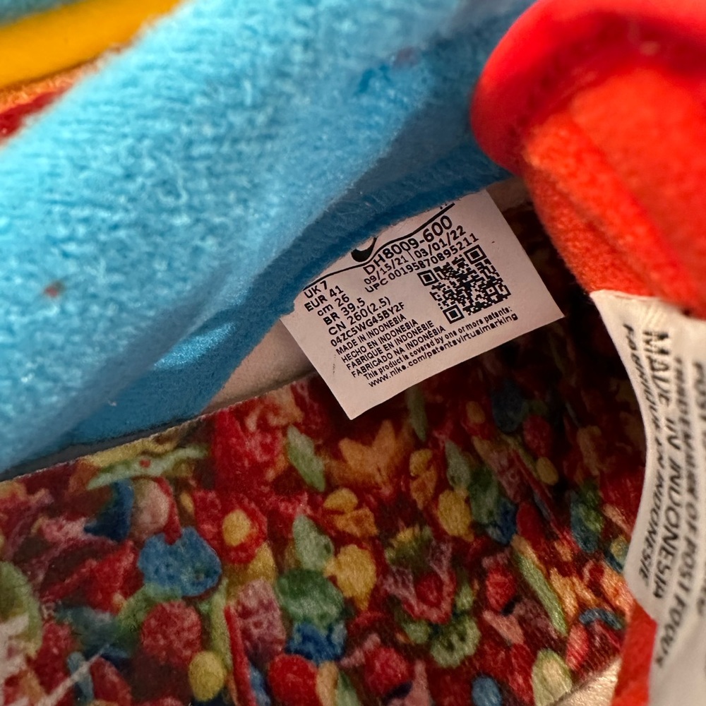 Nike Pebbles Dunks - Picture 7 of 11